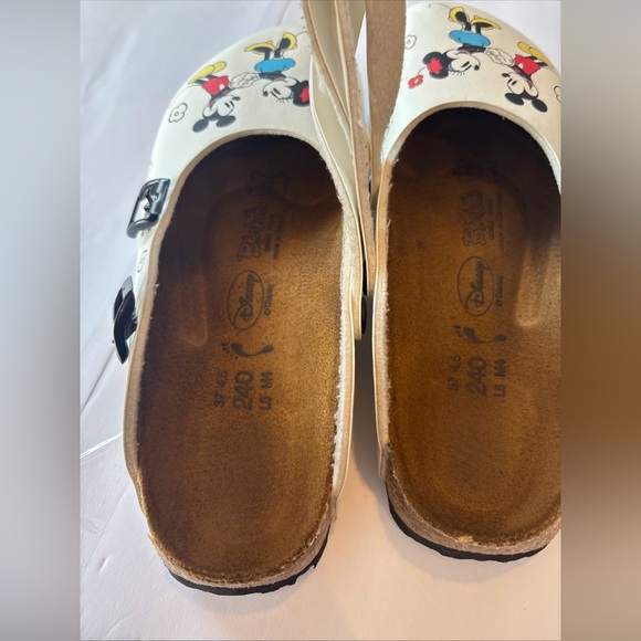 Disney White Clogs Mickey & Minnie Mouse size 6 - Picture 9 of 11